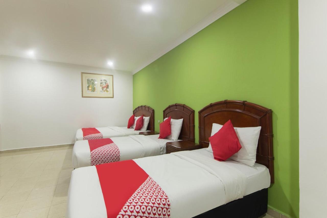 Oyo 805 Hotel Run Star Куала-Лумпур Экстерьер фото