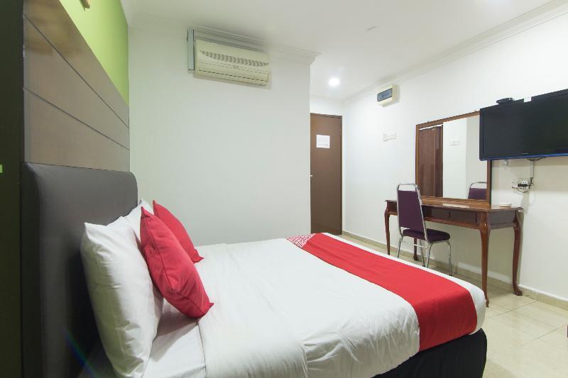 Oyo 805 Hotel Run Star Куала-Лумпур Экстерьер фото